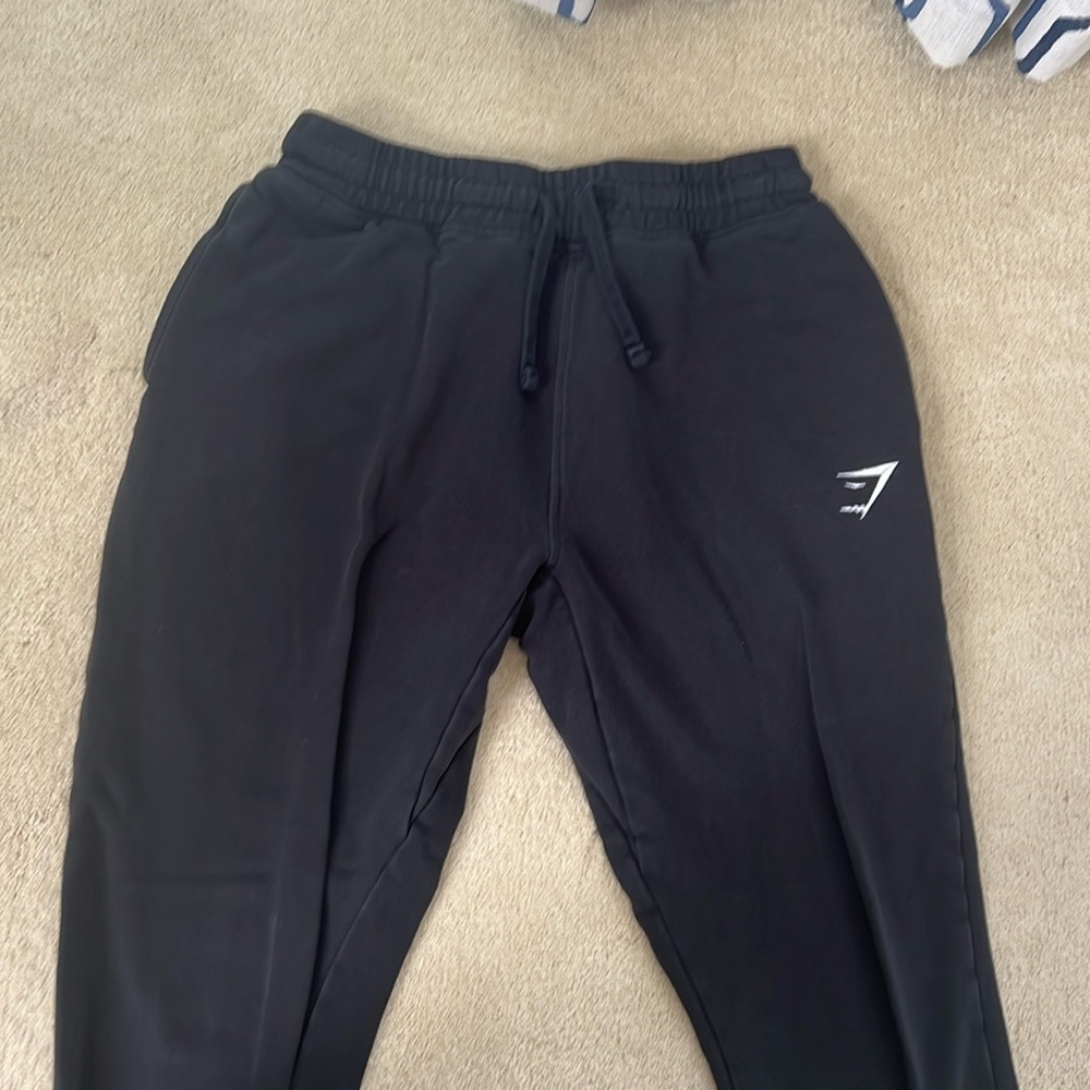 mens gym shark pants